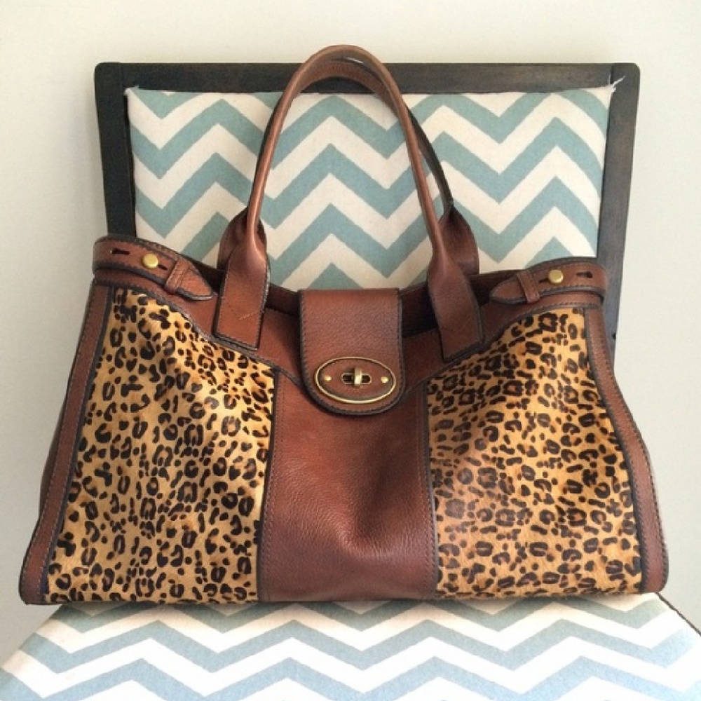 🌼SOLD🌼 FOSSIL Vintage Reissue Cheetah Weekender